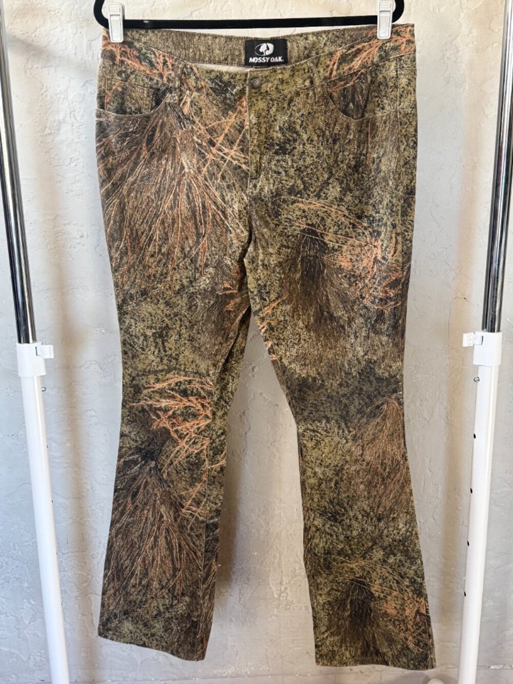 Mossy Oak Camo Jeans Women's size 14 Stretch Hunting Pants Tree